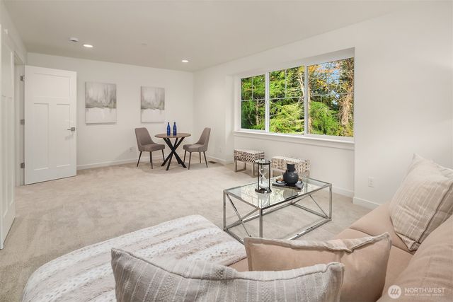 22212 98th Avenue W, Edmonds, WA 98020