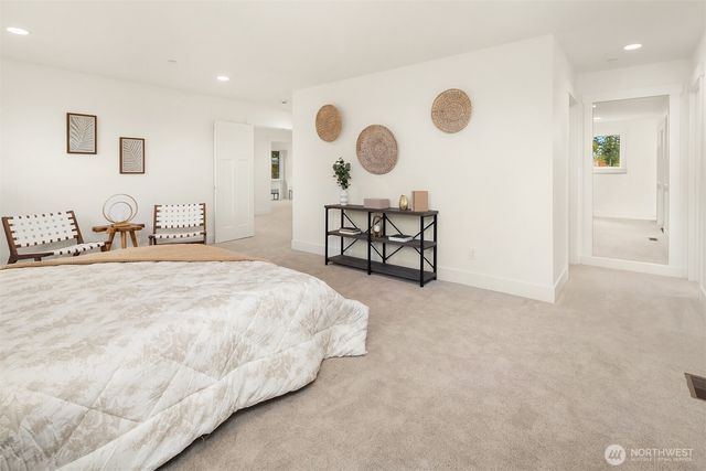 22212 98th Avenue W, Edmonds, WA 98020