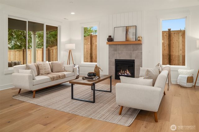 22212 98th Avenue W, Edmonds, WA 98020