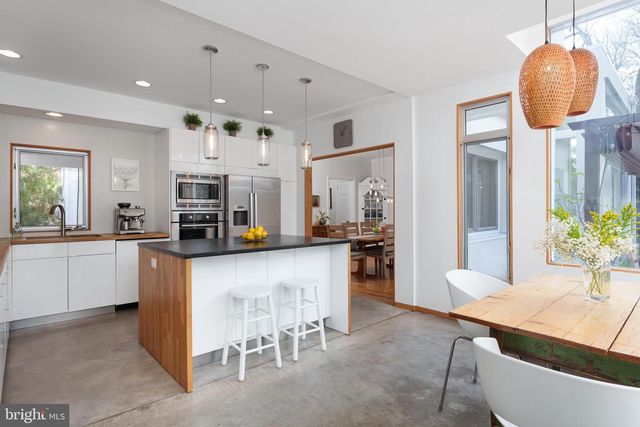 162 SNOWDEN LN, Princeton, NJ 08540