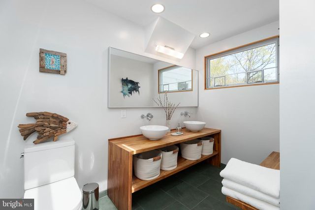 162 SNOWDEN LN, Princeton, NJ 08540