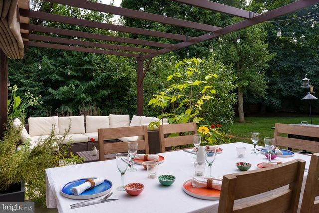 162 SNOWDEN LN, Princeton, NJ 08540