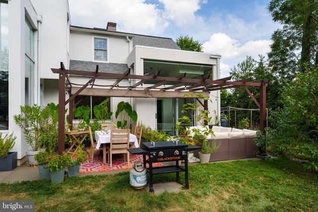 162 SNOWDEN LN, Princeton, NJ 08540