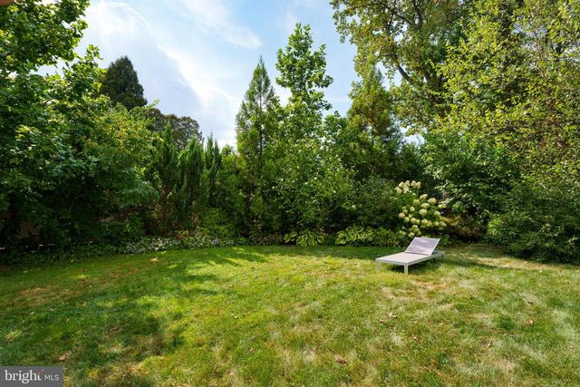 162 SNOWDEN LN, Princeton, NJ 08540