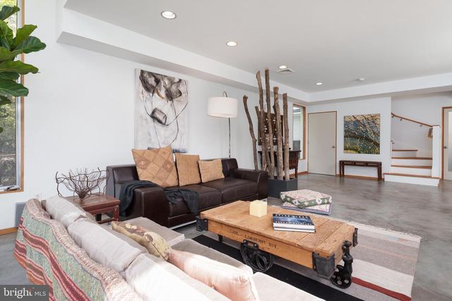 162 SNOWDEN LN, Princeton, NJ 08540