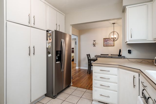 1910 25TH Street, Rockford, IL 61108