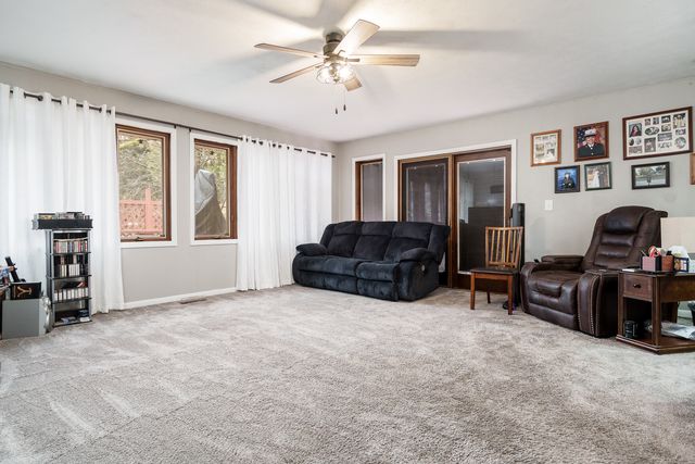 1910 25TH Street, Rockford, IL 61108