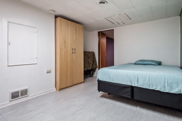 1910 25TH Street, Rockford, IL 61108