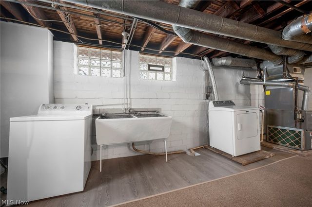 1550 Woodward Avenue, Lakewood, OH 44107