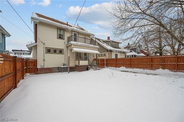 1550 Woodward Avenue, Lakewood, OH 44107