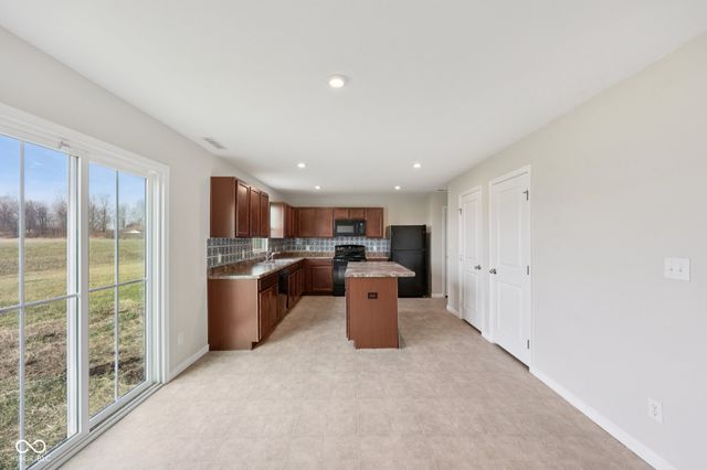 13872 N Mardenis Drive W, Camby, IN 46113