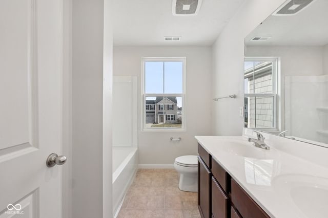 13872 N Mardenis Drive W, Camby, IN 46113