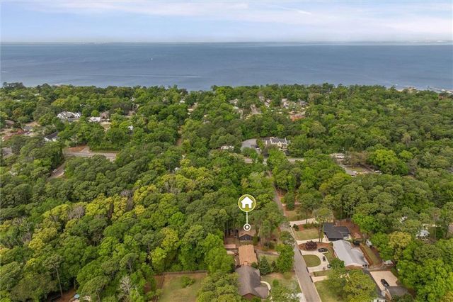 410 Frederick Avenue, Fairhope, AL 36532