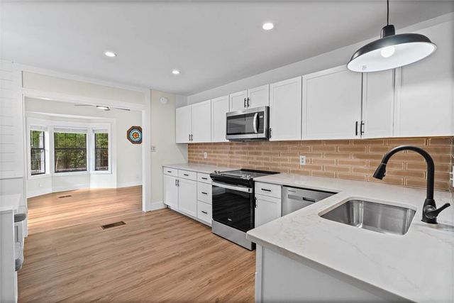 410 Frederick Avenue, Fairhope, AL 36532