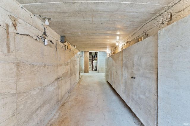 725 E Fort Wayne Street, Warsaw, IN 46580