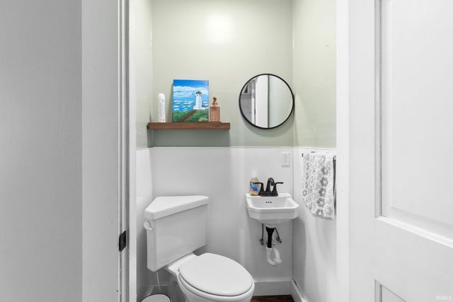 725 E Fort Wayne Street, Warsaw, IN 46580