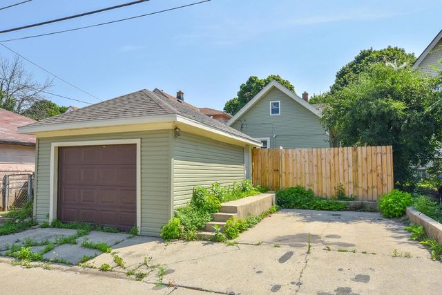 4029 N 18th STREET, Milwaukee, WI 53209
