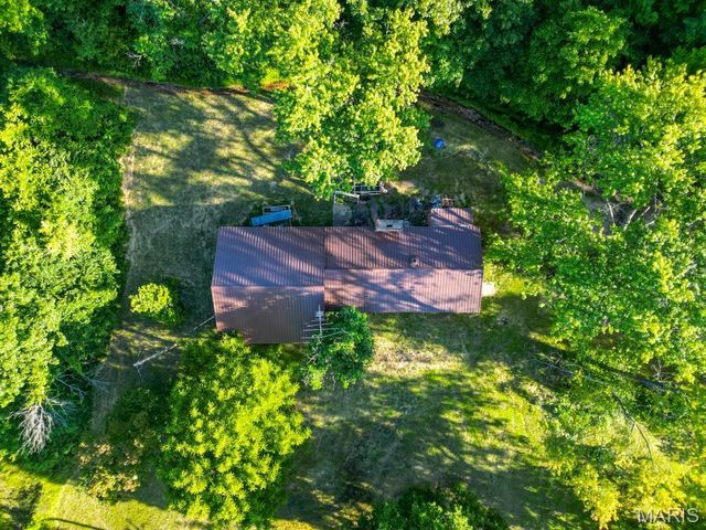 14300 W HIGHWAY 32, Lebanon, MO 65536