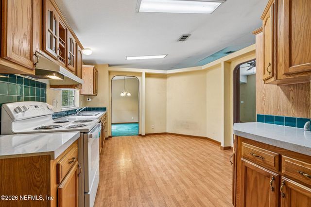 403 E INDIANA Street, Florahome, FL 32140