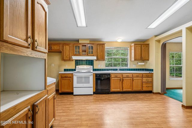 403 E INDIANA Street, Florahome, FL 32140