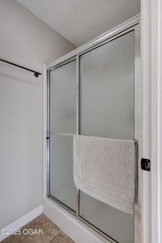 401 Dogwood Trails Lp, Carl Junction, MO 64834