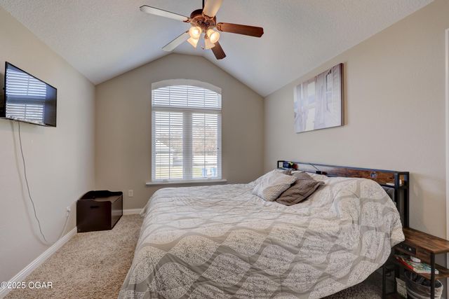 401 Dogwood Trails Lp, Carl Junction, MO 64834