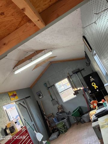 401 Dogwood Trails Lp, Carl Junction, MO 64834