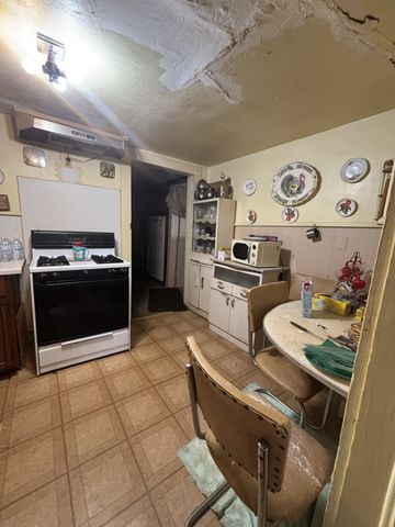 1712 Effie Street, Fort Worth, TX 76105