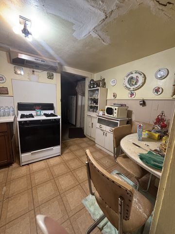 1712 Effie Street, Fort Worth, TX 76105