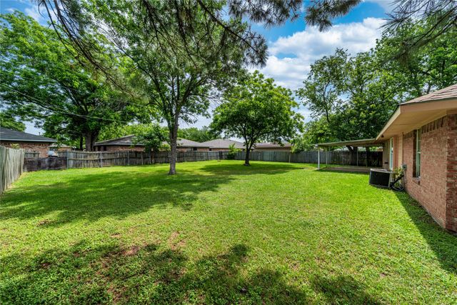 1306 Bluffview Drive, Seagoville, TX 75159