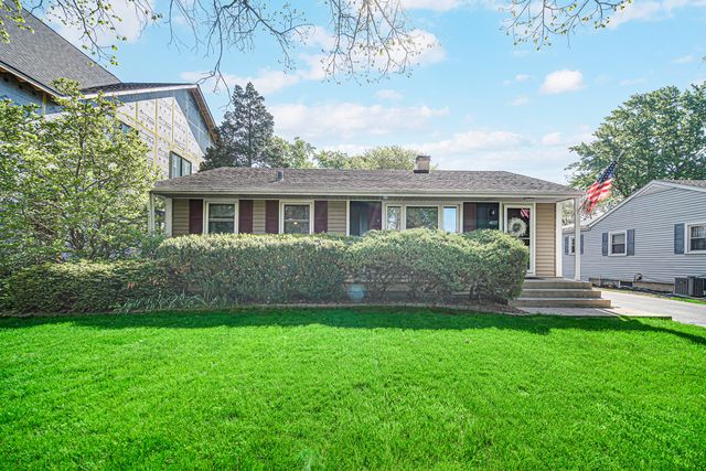 4937 WOODWARD Avenue, Downers Grove, IL 60515