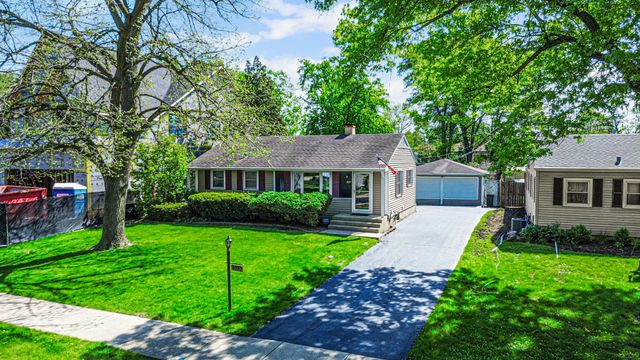 4937 WOODWARD Avenue, Downers Grove, IL 60515