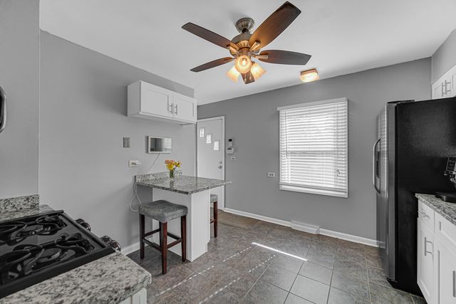 4937 WOODWARD Avenue, Downers Grove, IL 60515