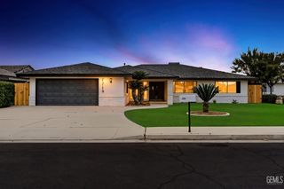 6710 Pinecone Avenue, Bakersfield, CA 93308