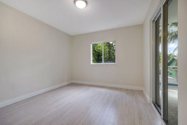 652 NE 63RD Street 206, Miami, FL 33138