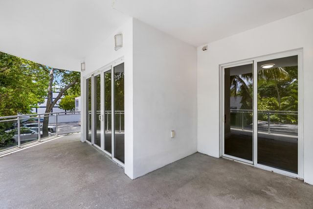 652 NE 63RD Street 206, Miami, FL 33138