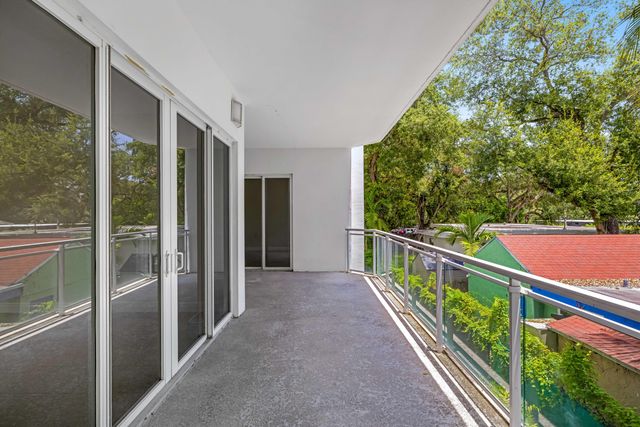 652 NE 63RD Street 206, Miami, FL 33138