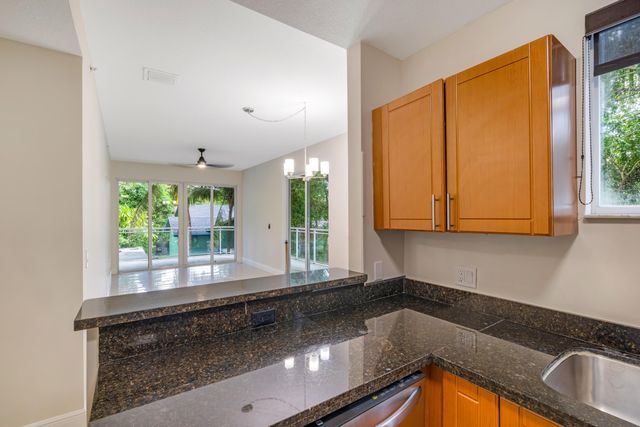 652 NE 63RD Street 206, Miami, FL 33138
