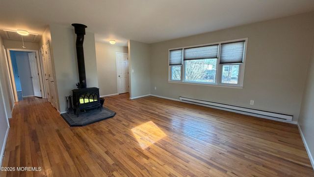 494 Manchester Avenue, Brick, NJ 08723