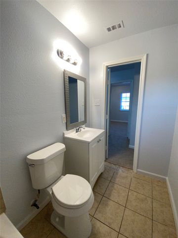 905 Milam Drive, Euless, TX 76039