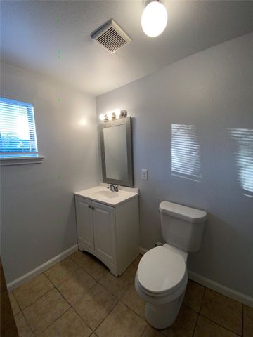 905 Milam Drive, Euless, TX 76039