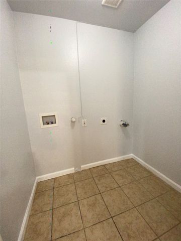 905 Milam Drive, Euless, TX 76039