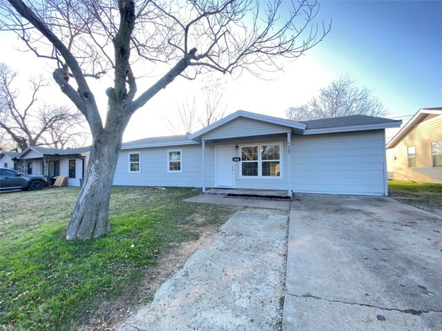 905 Milam Drive, Euless, TX 76039