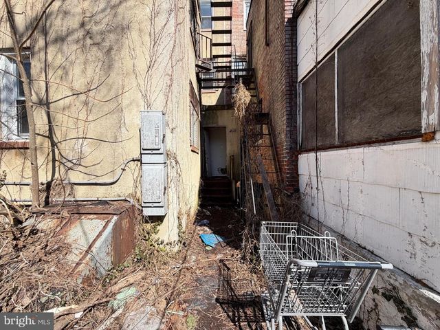 1017 EDMONDSON AVE, Baltimore, MD 21223