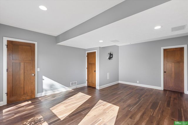 2215 S 181st Circle, Omaha, NE 68130