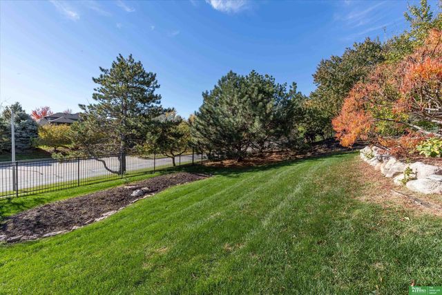 2215 S 181st Circle, Omaha, NE 68130