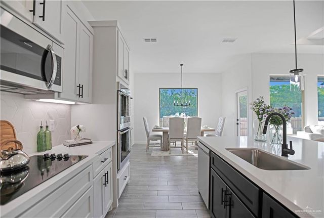 2005 Su Casa Circle, Harlingen, TX 78552