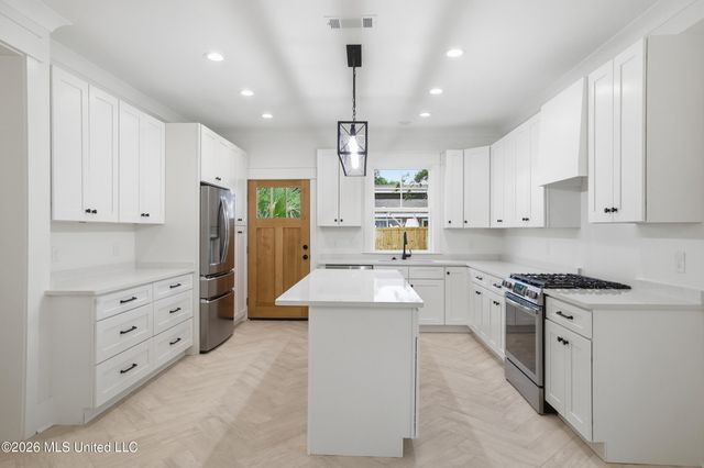 133 Iberville Drive, Biloxi, MS 39531