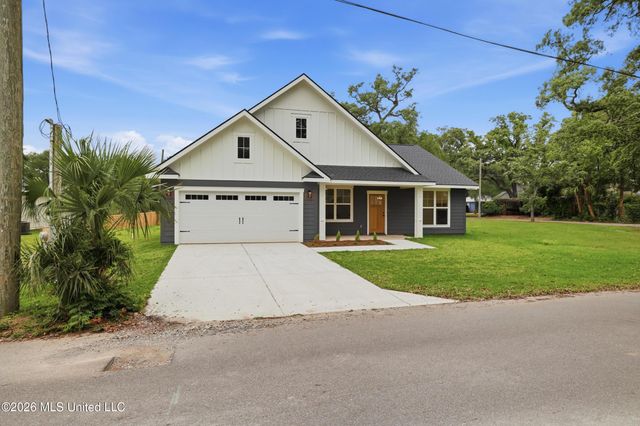 133 Iberville Drive, Biloxi, MS 39531