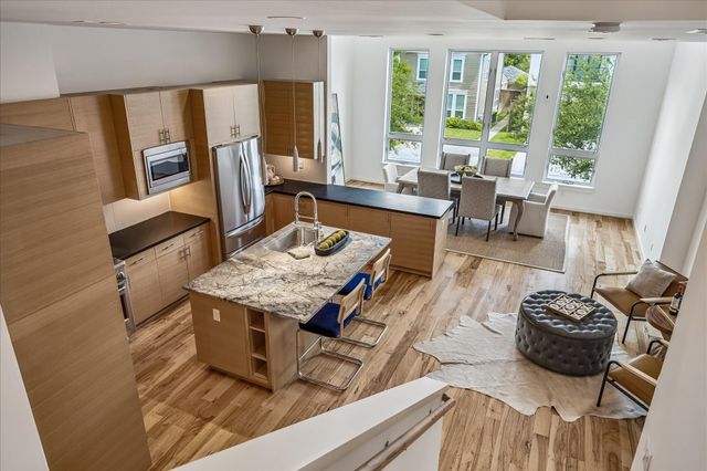530 W 26th Street, Houston, TX 77008